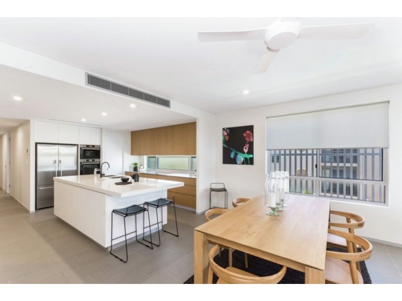 4/62 The Strand, North Ward QLD 4810