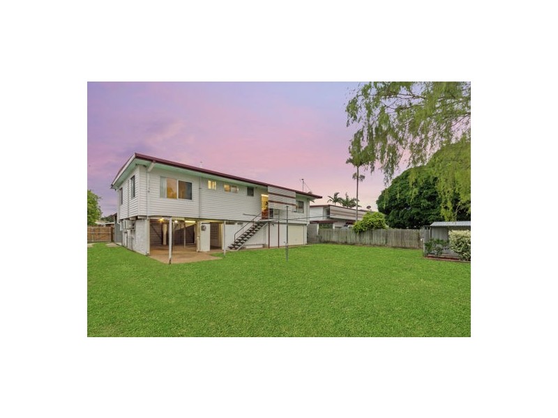 15 Granados Street, Kirwan QLD 4817