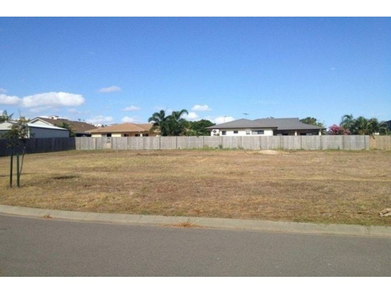 6 Juan Court, Bushland Beach QLD 4818