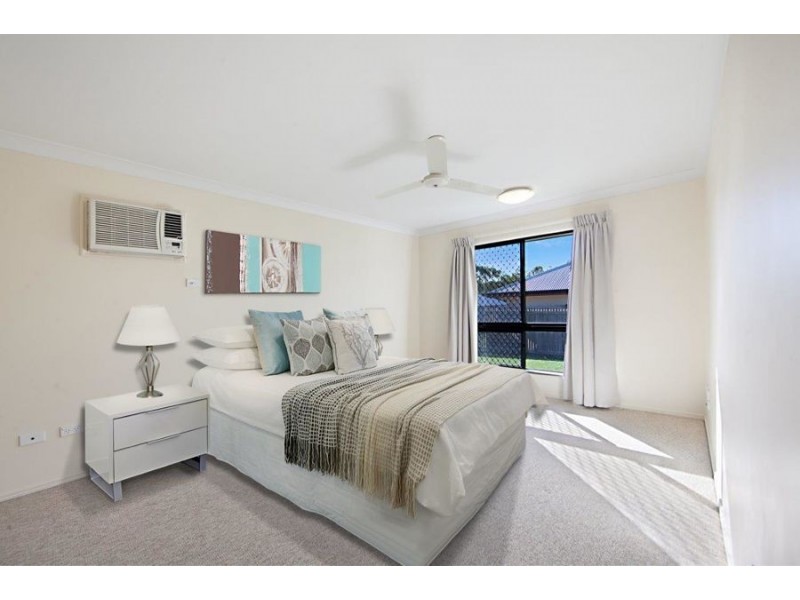 5 Lockyer Place, Mount Louisa QLD 4814