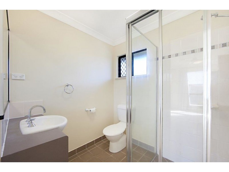 5 Lockyer Place, Mount Louisa QLD 4814