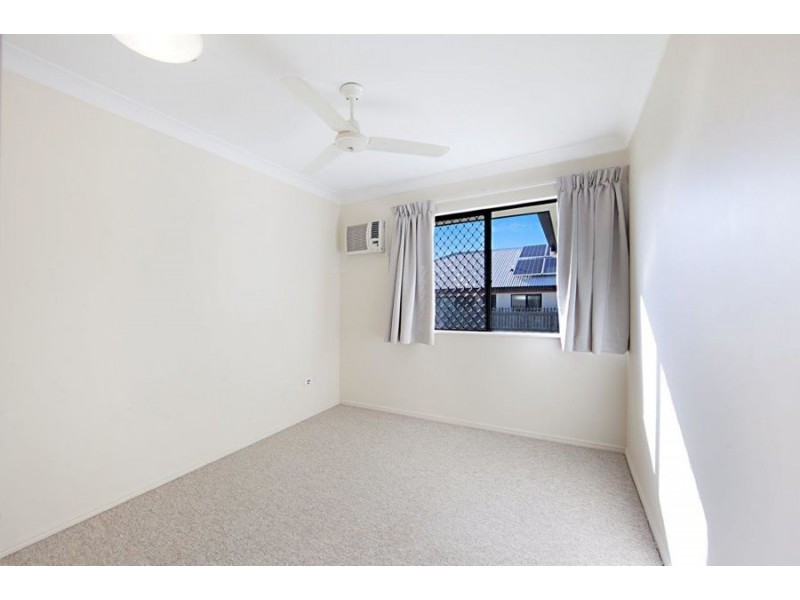 5 Lockyer Place, Mount Louisa QLD 4814