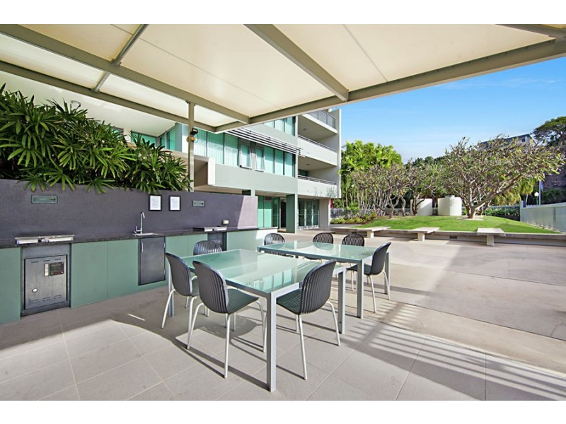 2708/6 Mariners Drive, Townsville City QLD 4810