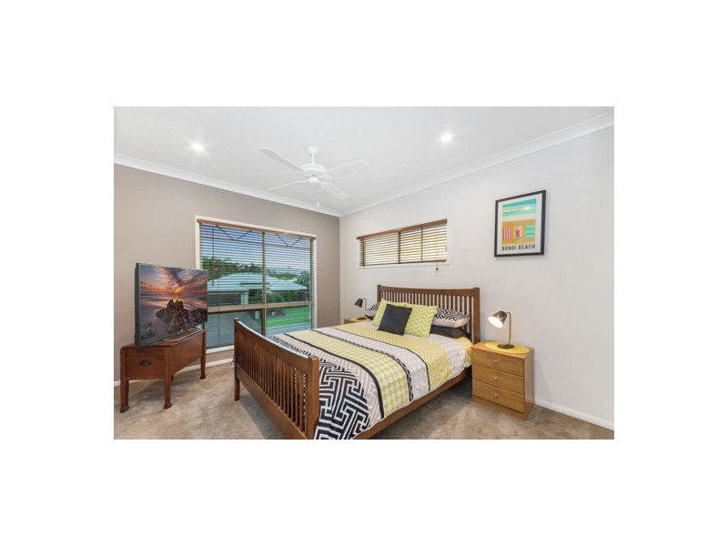 59 Riviera Circuit, Kirwan QLD 4817