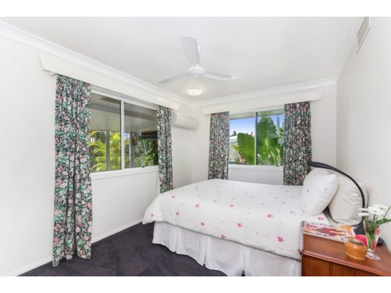 8 Sally Court, Rasmussen QLD 4815