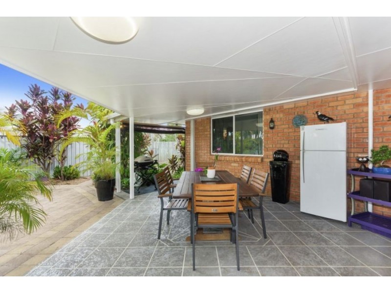 8 Sally Court, Rasmussen QLD 4815
