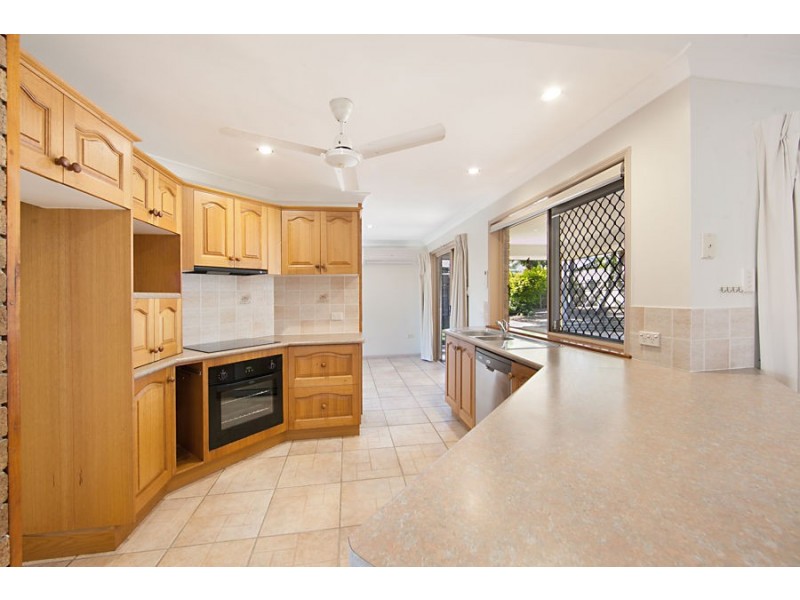 6 Cardiff Court, Mount Louisa QLD 4814