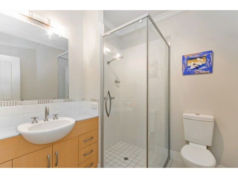 215/9 Anthony Street, South Townsville QLD 4810