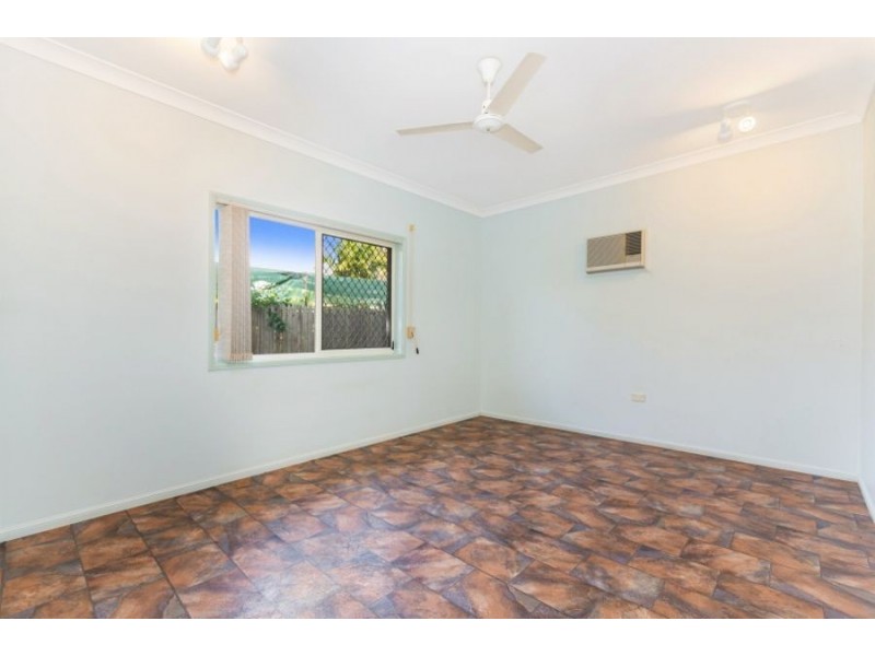 16 Tottenham Court, Kirwan QLD 4817