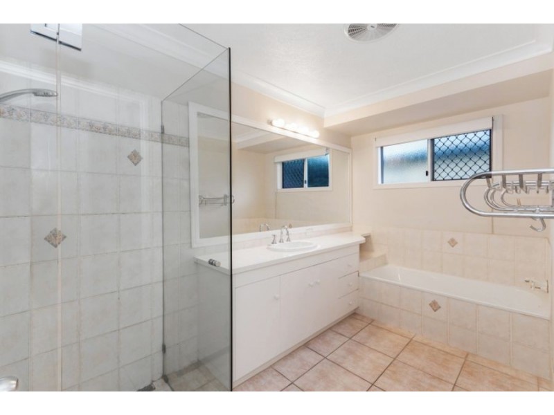 100 River Park Drive, Annandale QLD 4814