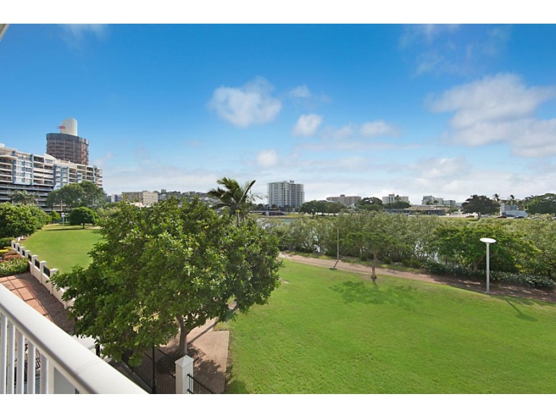 26/11-17 Stanley Street, Townsville City QLD 4810