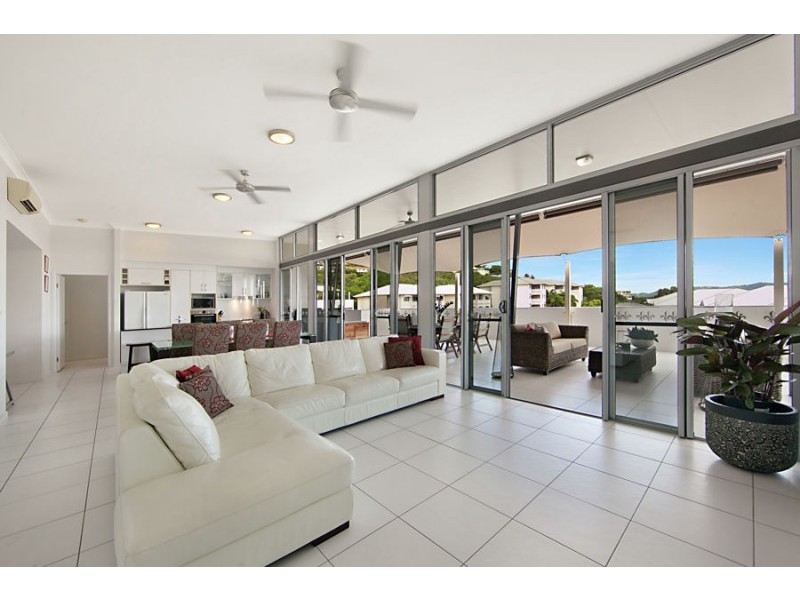 62/28 Landsborough Street, North Ward QLD 4810