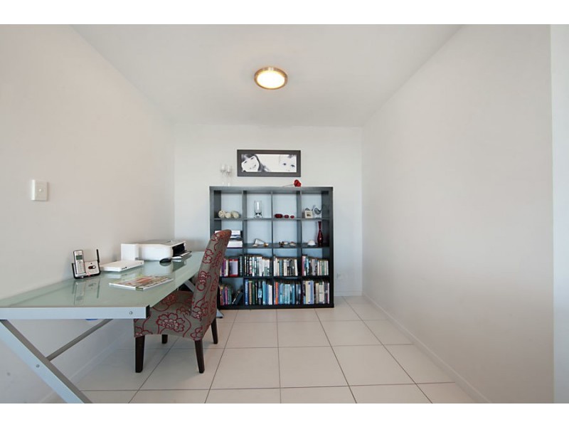 62/28 Landsborough Street, North Ward QLD 4810