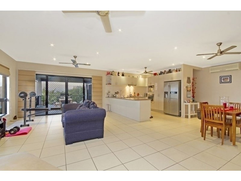 7 Platypus Street, Bushland Beach QLD 4818