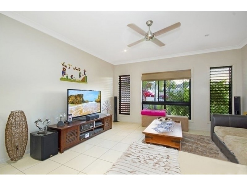 7 Platypus Street, Bushland Beach QLD 4818