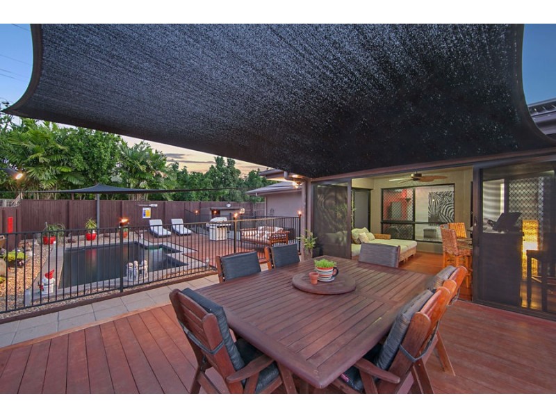 6 Redgum Court, Mount Louisa QLD 4814