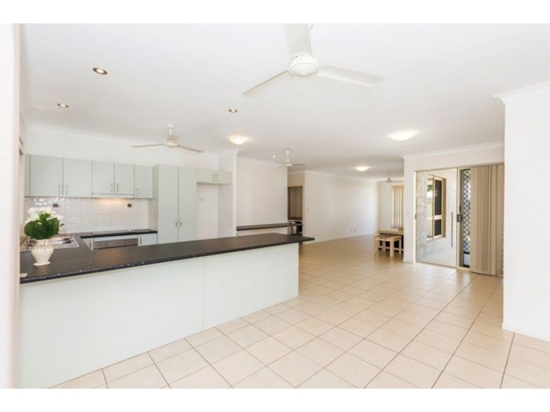 6 Woodwark Drive, Bushland Beach QLD 4818