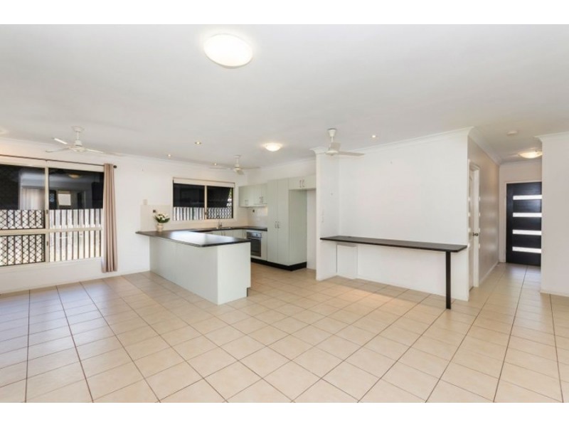 6 Woodwark Drive, Bushland Beach QLD 4818