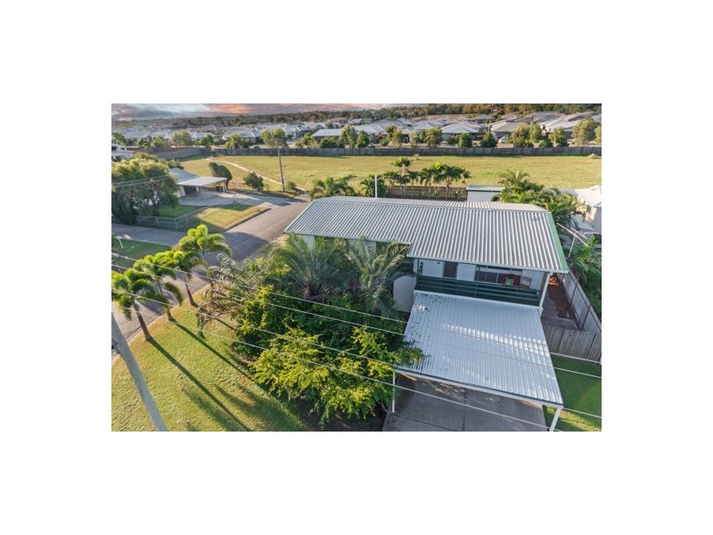 30 Sonia Street, Rasmussen QLD 4815