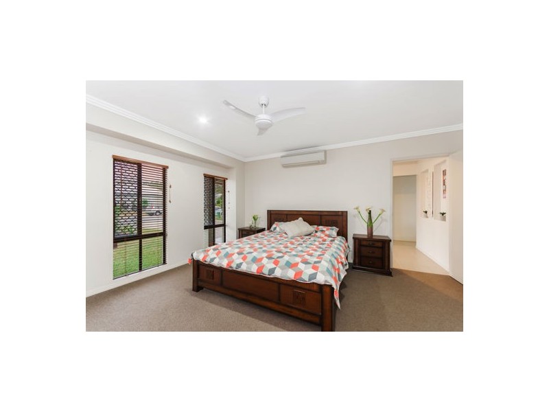 3-7 Glendower Street, Bushland Beach QLD 4818