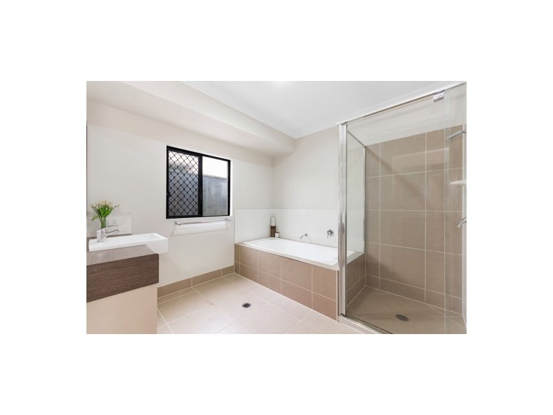 3-7 Glendower Street, Bushland Beach QLD 4818