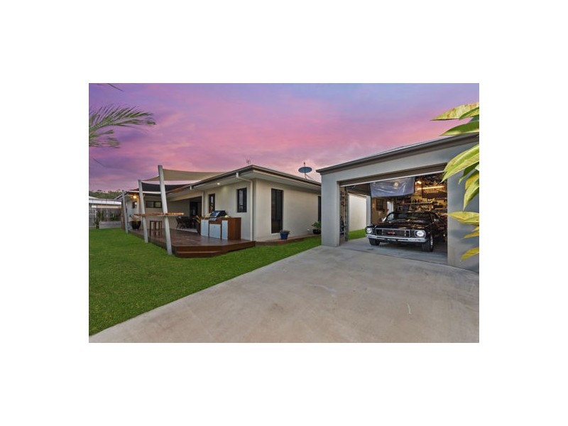 3-7 Glendower Street, Bushland Beach QLD 4818