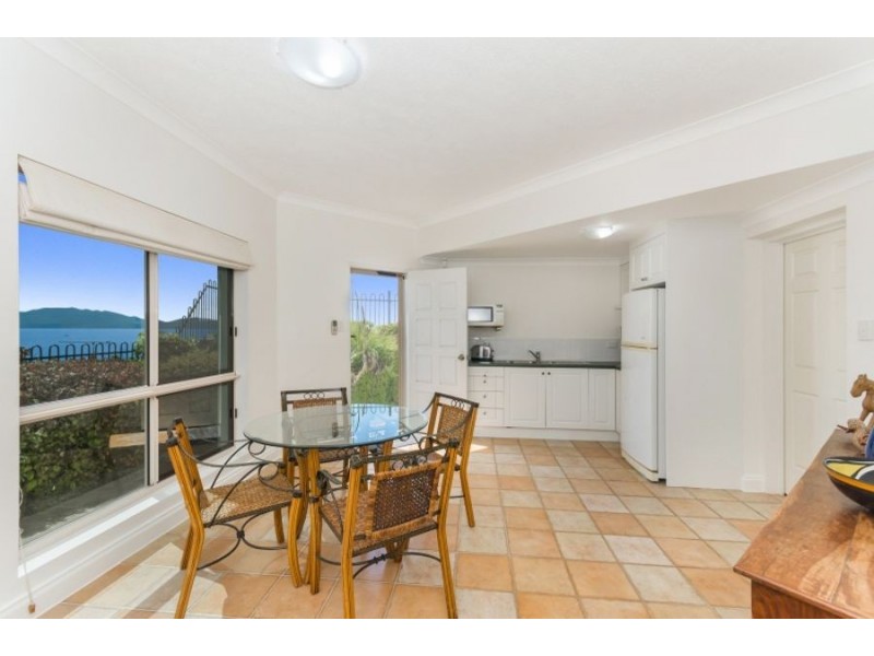 1/21 Cleveland Terrace, North Ward QLD 4810