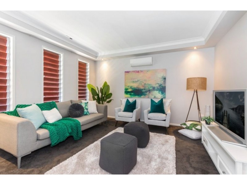 17 Holbourne Street, Bushland Beach QLD 4818