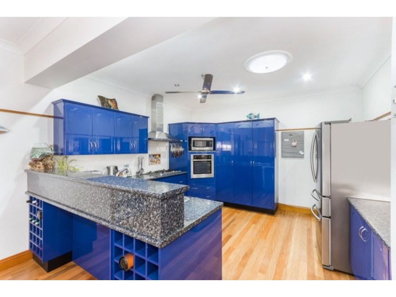 1 Marita Court, Bushland Beach QLD 4818