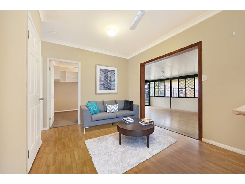 12 Hamish Avenue, Rasmussen QLD 4815