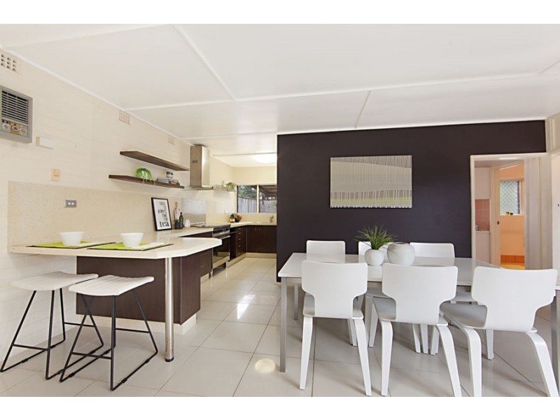 17 Fantome Street, Rowes Bay QLD 4810
