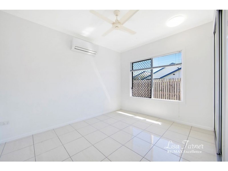 57 Beach Oak Drive, Mount Low QLD 4818