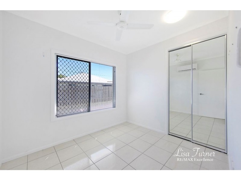 57 Beach Oak Drive, Mount Low QLD 4818