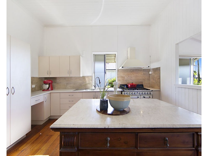 4 Virgil Street, Hyde Park QLD 4812