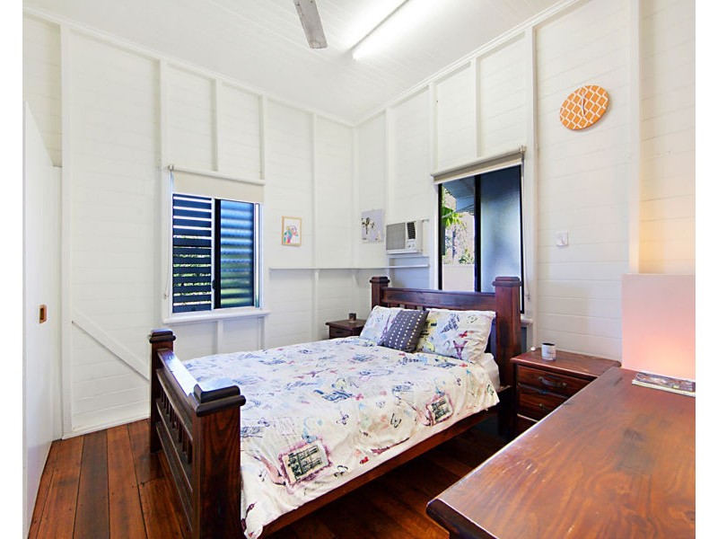 4 Virgil Street, Hyde Park QLD 4812