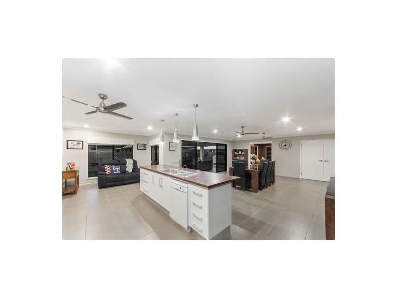 5 Kenwick Place, Kirwan QLD 4817