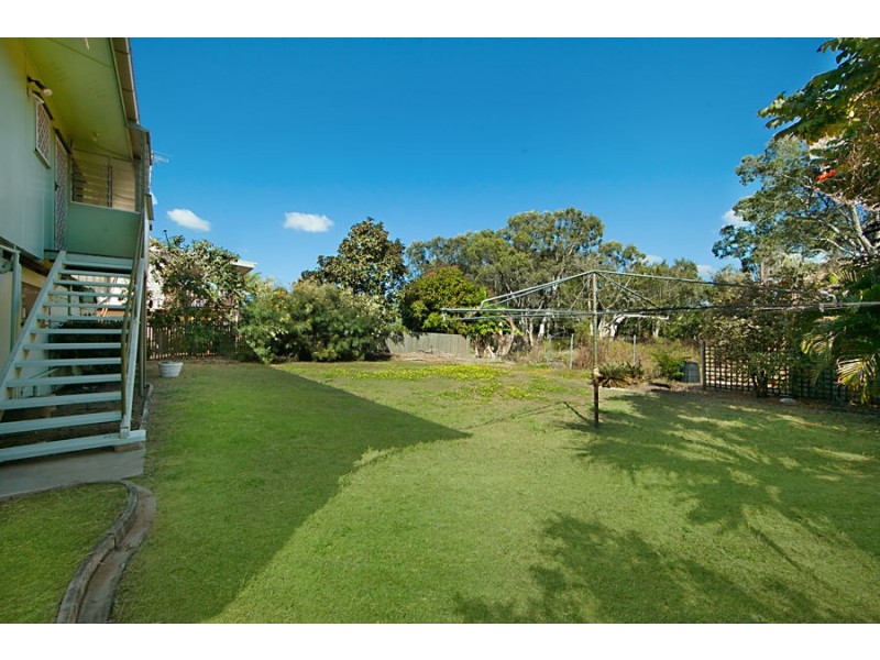 13 Wackett Street, Pallarenda QLD 4810