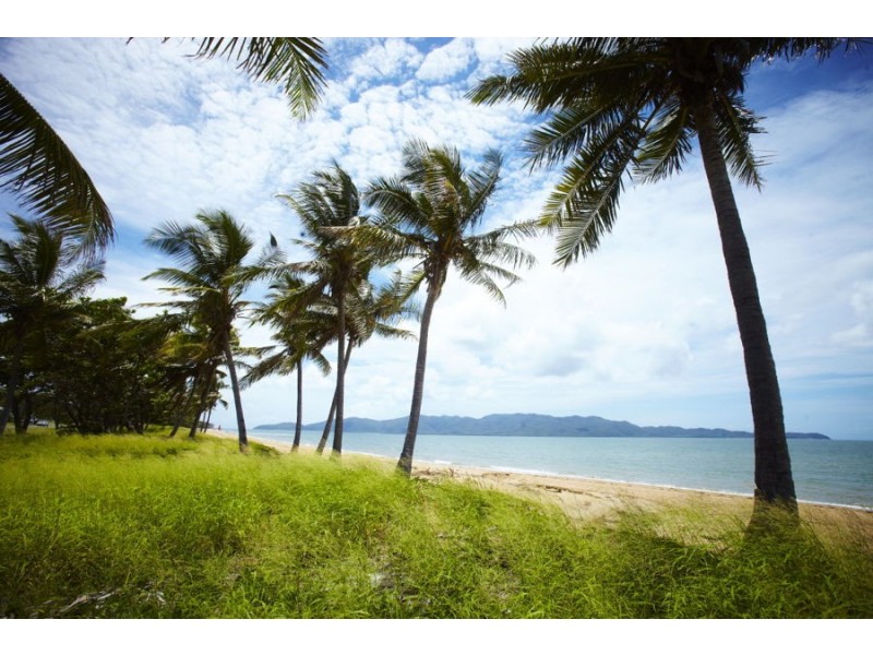 13 Wackett Street, Pallarenda QLD 4810