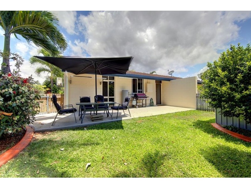 423 Ross River Road, Cranbrook QLD 4814