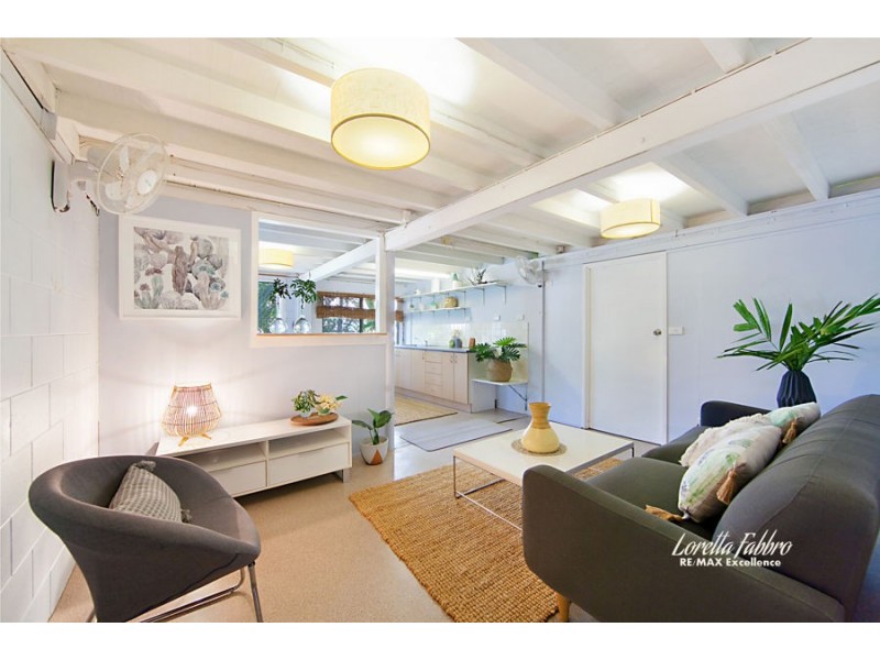 7 Alleena Street, Cranbrook QLD 4814