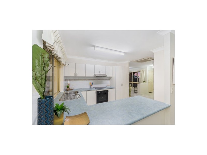 56 Estuary Parade, Douglas QLD 4814