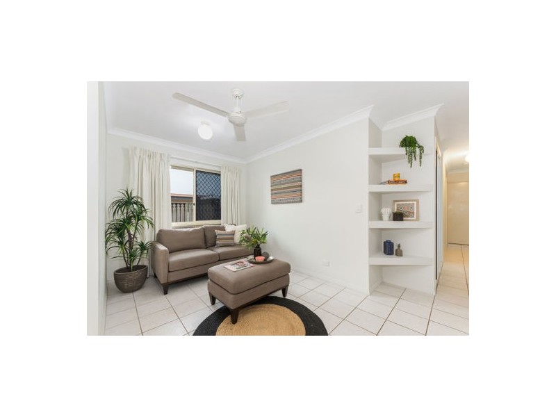 56 Estuary Parade, Douglas QLD 4814