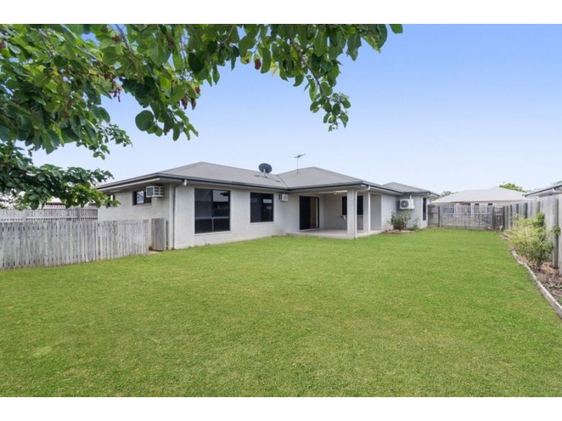 28 Eungella Court, Bushland Beach QLD 4818