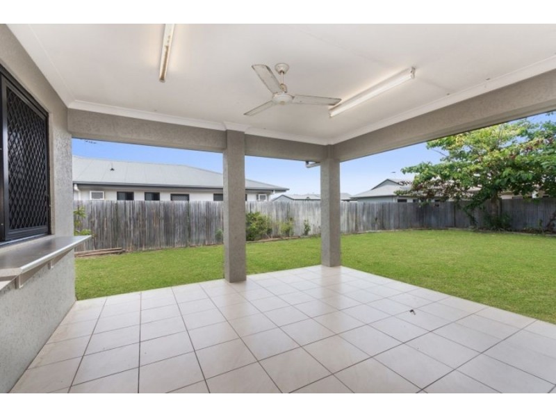28 Eungella Court, Bushland Beach QLD 4818
