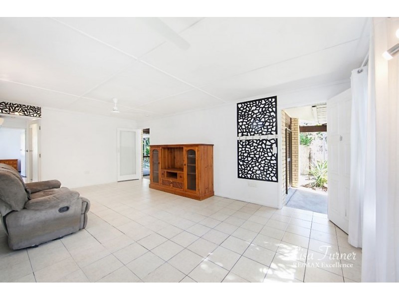 15 Jacaranda, Crescent, Annandale QLD 4814