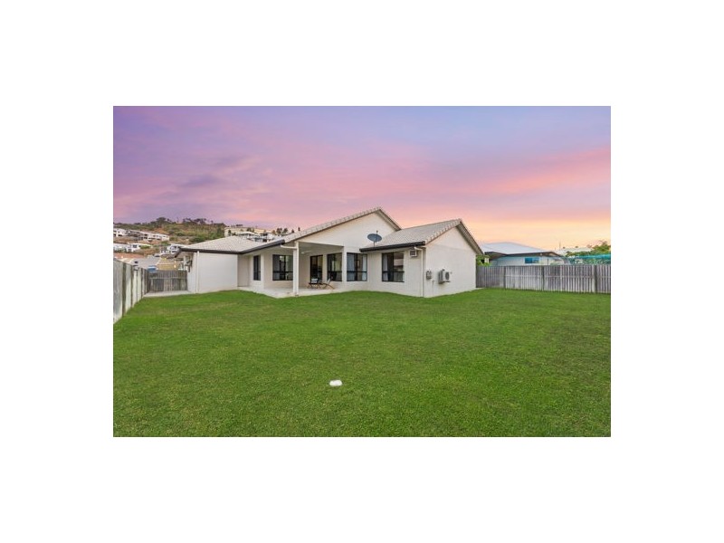 61 Klewarra Boulevard, Douglas QLD 4814