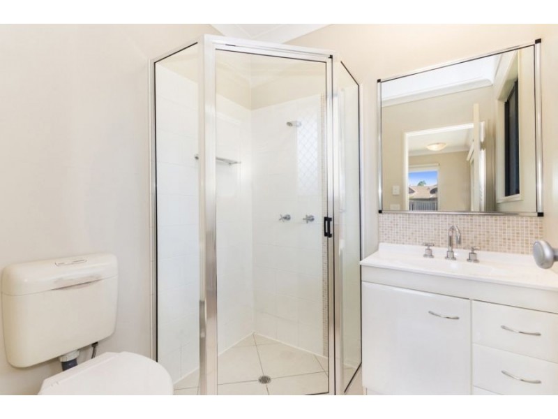 11 Bronte Court, Bushland Beach QLD 4818