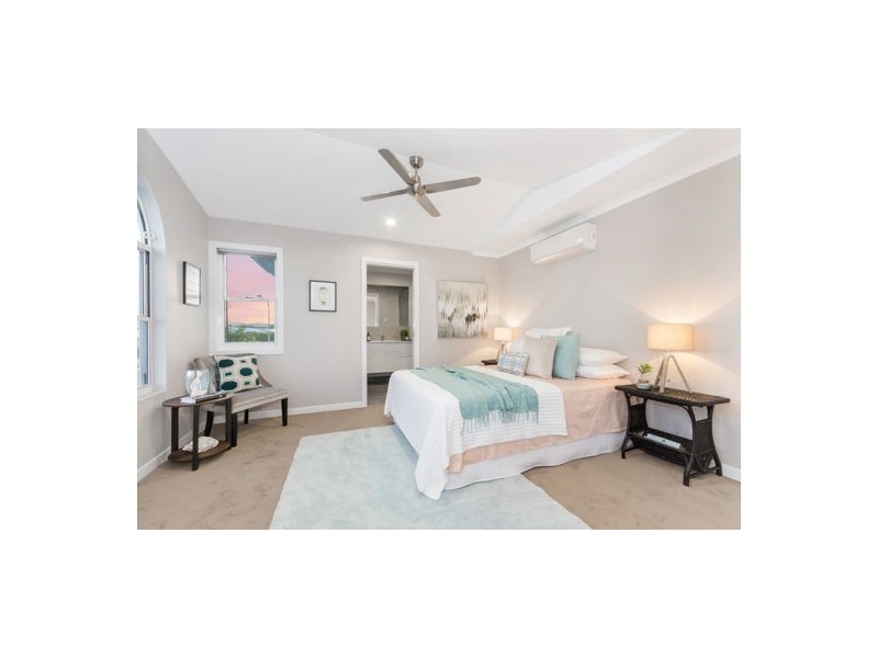 21 Speargrass Parade, Mount Low QLD 4818