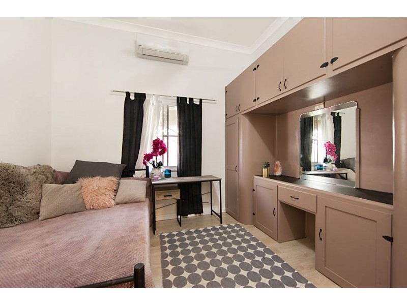 12 Sixth Avenue, South Townsville QLD 4810