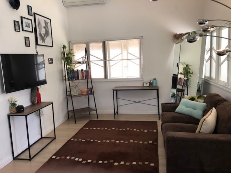 12 Sixth Avenue, South Townsville QLD 4810